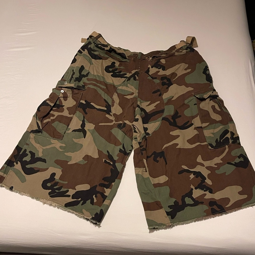 Baggy Cargo Shorts - Camouflage - XL - Picture 3 of 6
